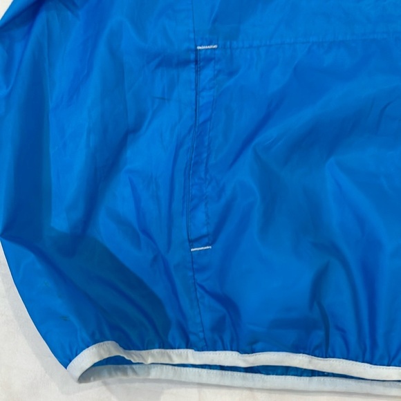 Quechua size 12 to 14 years blue windbreaker rain Jacket / Hood & Elastic Cuffs - Picture 8 of 14